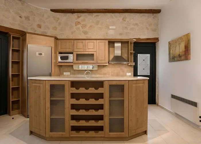 Dandelion Stone House *