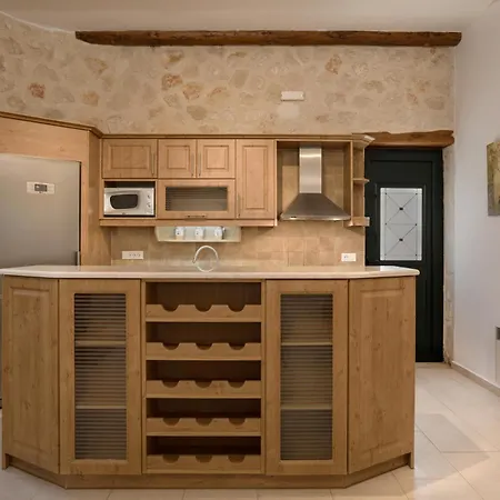 Dandelion Stone House *
