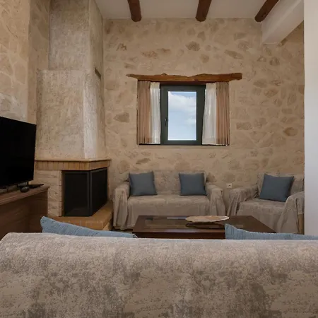 Villa Dandelion Stone House