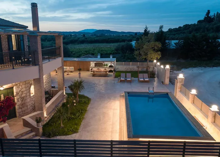 Dandelion Stone House Villa *