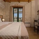 Villa Dandelion Stone House *