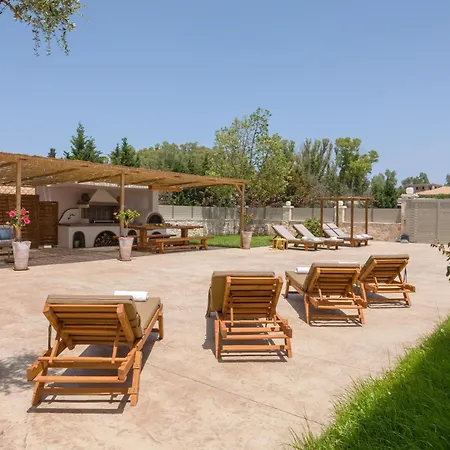 Dandelion Stone House Villa *